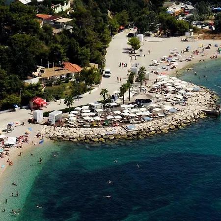 Lucija Appartement *