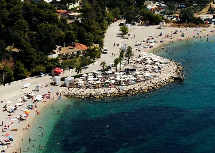 Lucija Διαμέρισμα *