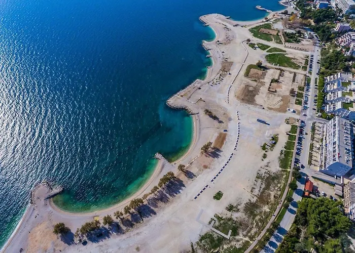 Lucija Διαμέρισμα *